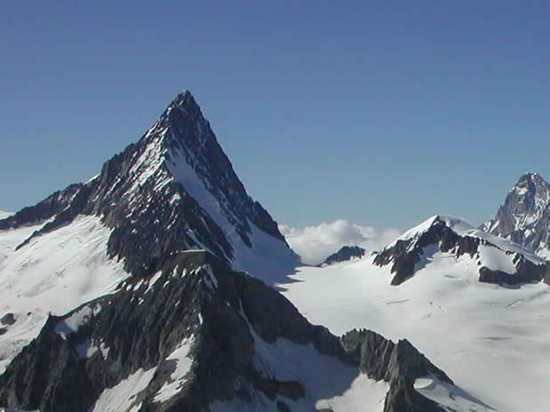 Finsteraarhorn (4273 m)